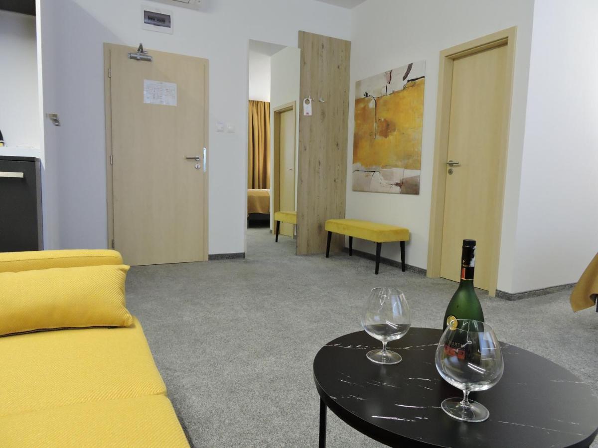 Primma Hotel Moldava nad Bodvou Buitenkant foto